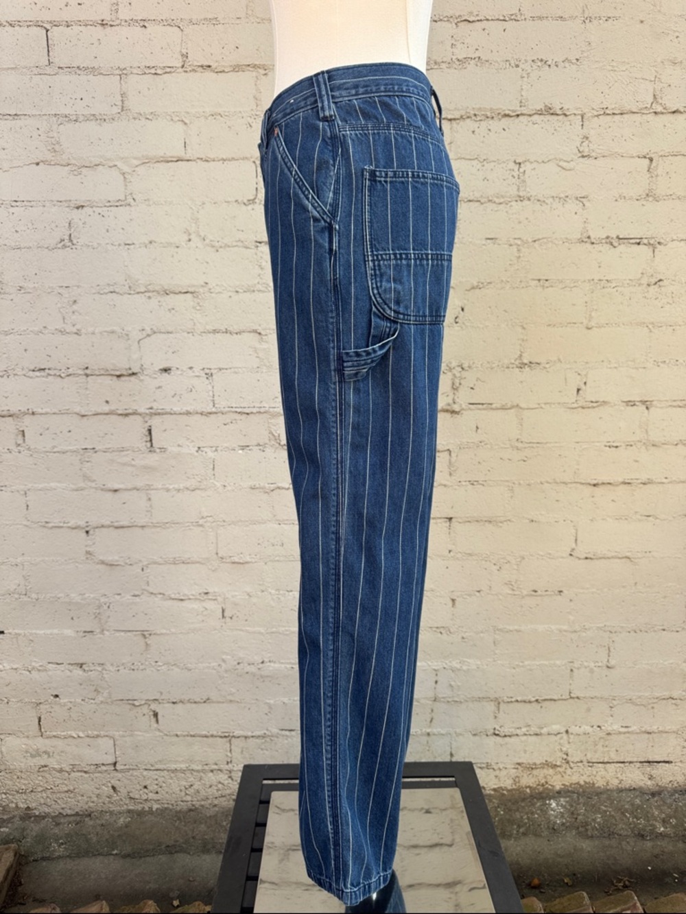 GAP 90s Loose Carpenter Mid Rise Medium Indigo Pinstripe Jeans Size 24 - Picture 8 of 16